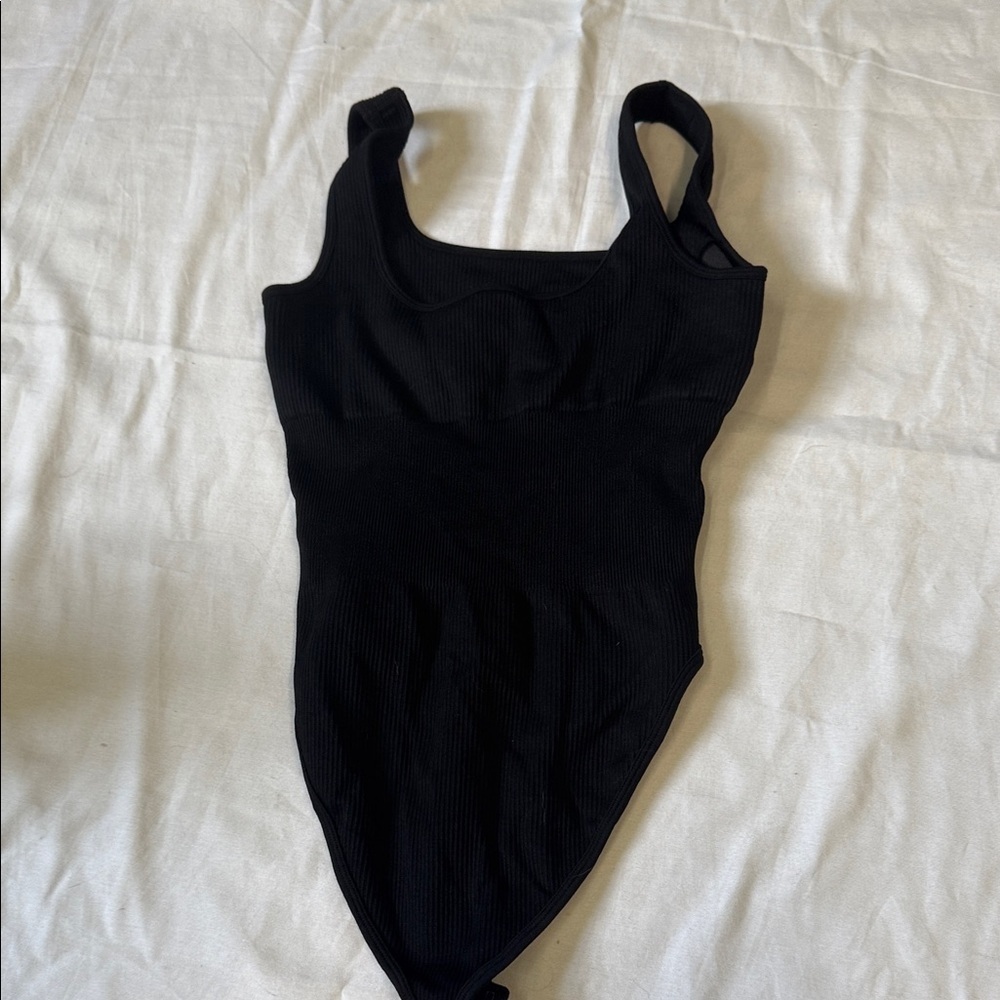 Black Ribbed Bodysuit - Picture 3 of 3